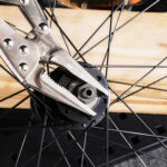 Alicate de Travamento de Bico Longo 9" Deli Tools - Image 3