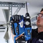 Kit Martelo Percutor 20 V Com Bateria 4.0A, Carregador e Mala de Transporte - Image 5